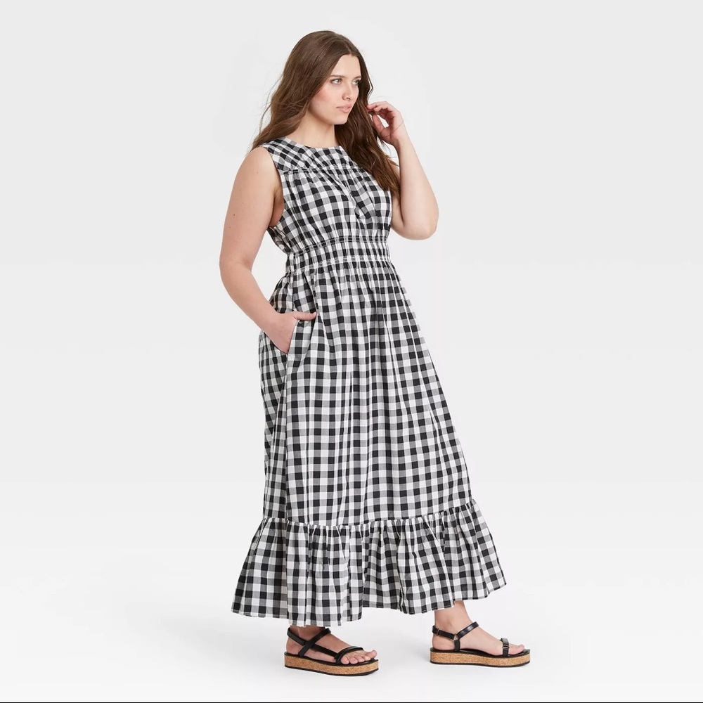 A New Day Women’s Sleeveless Smocked Waist Maxi Dress Black/White